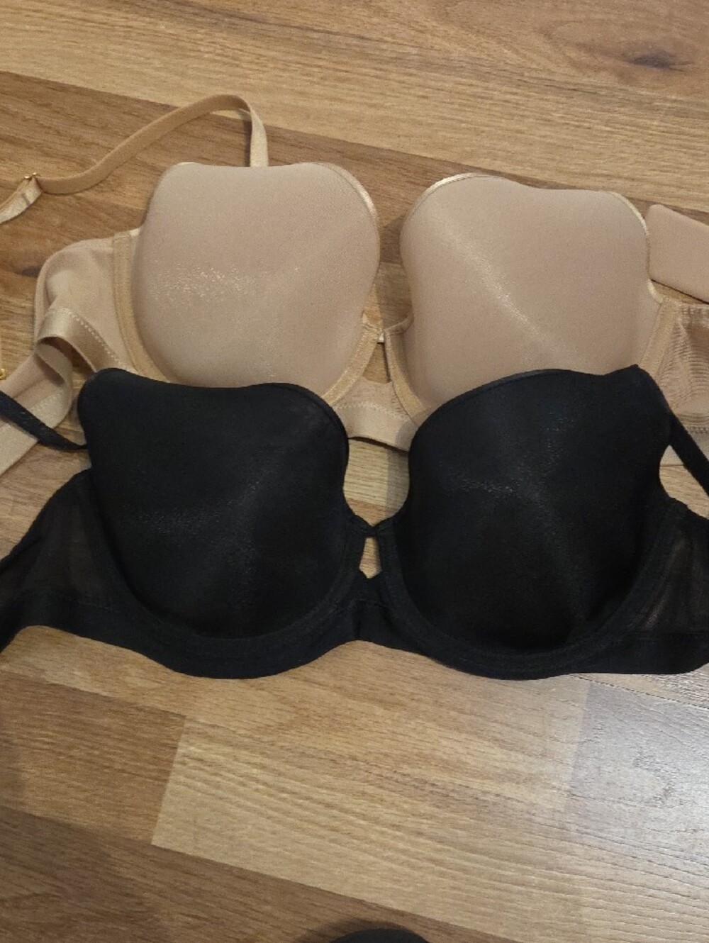 ❗️SALE❗️Four SOMA Bras - Picture 5 of 7